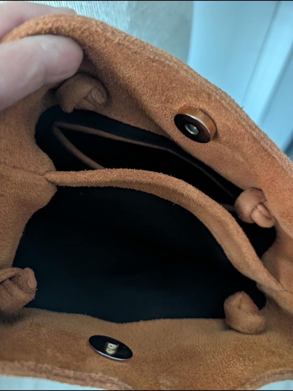 Suede Tan Crossbody Shoulder Bag - Minimal Everyday Style - Picture 2 of 2